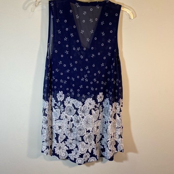Ember Boho Top Sleeveless Blue White Size Large - Picture 5 of 6